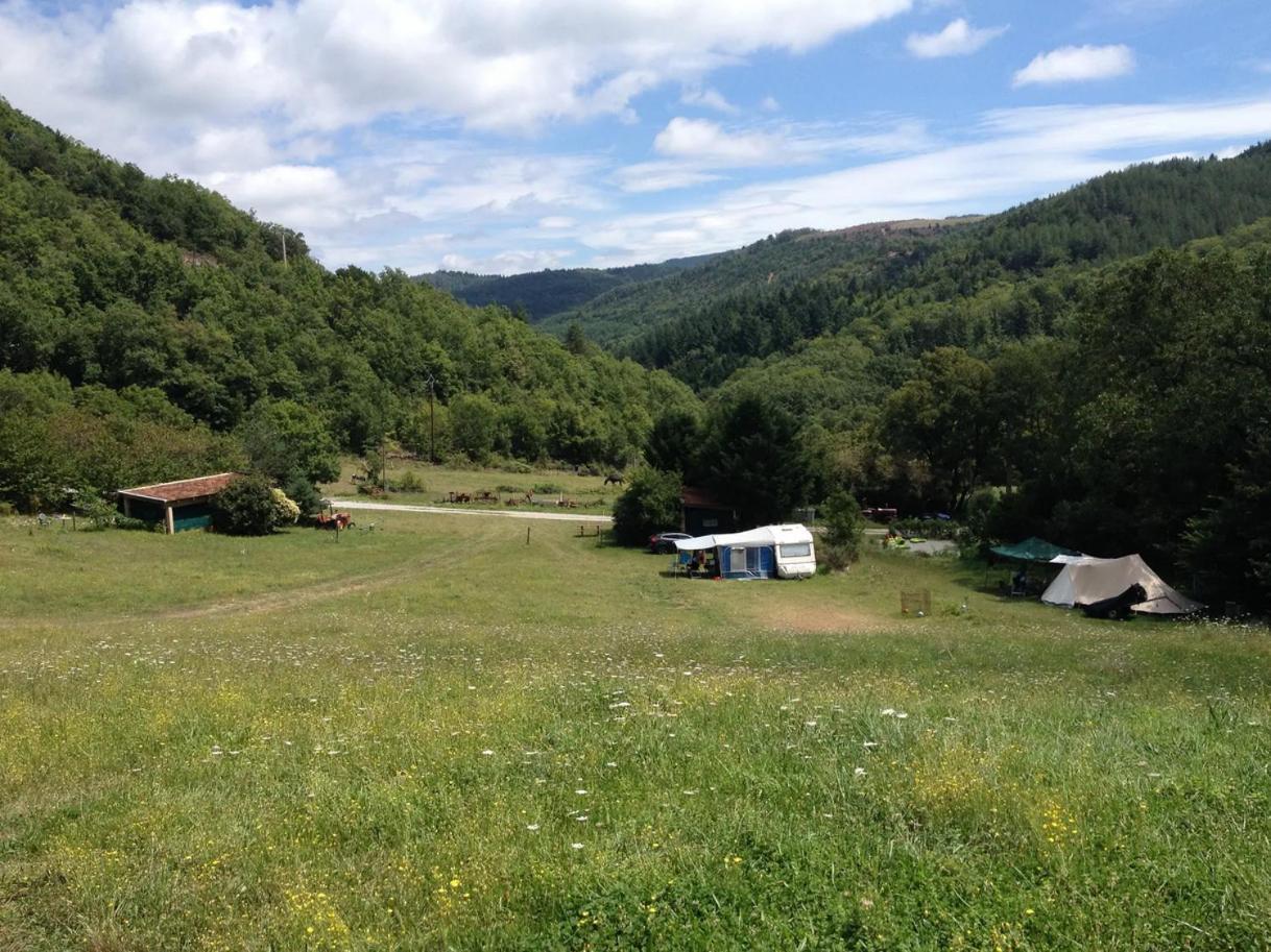 Ferme Les Therondels Saint-Pons-de-Thomieres Екстер'єр фото